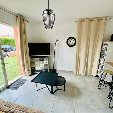 Studio Avec Exterieur Ombrage Saint-Marcel-lès-Valence Exteriör bild