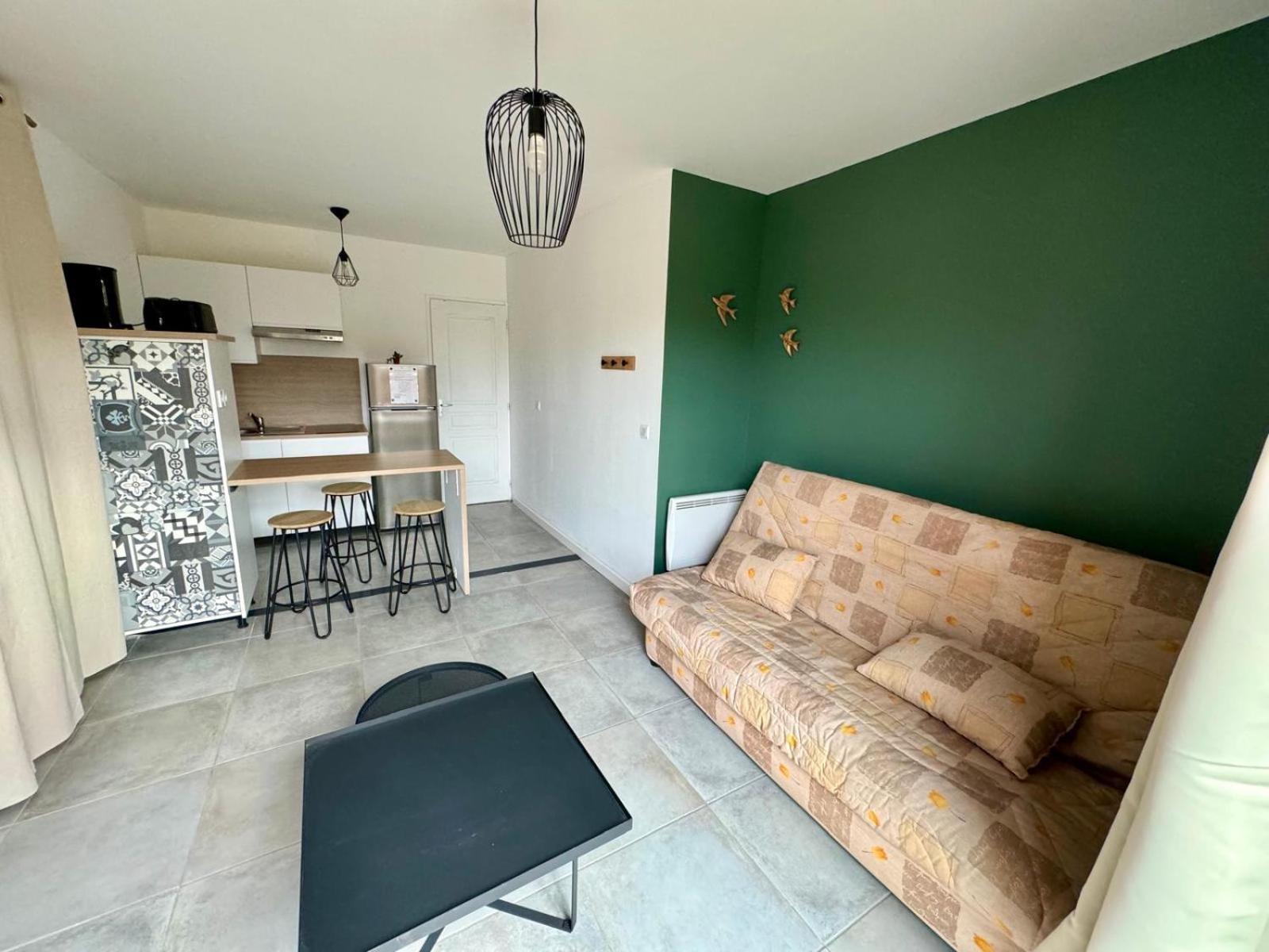 Studio Avec Exterieur Ombrage Saint-Marcel-lès-Valence Exteriör bild